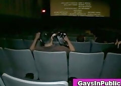 Kino sala gay seks video video